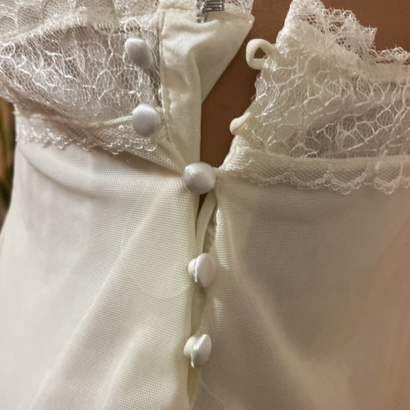 Sophie B babydoll ✨Firm unless Bundled w other item(s)✨ - Picture 3 of 6